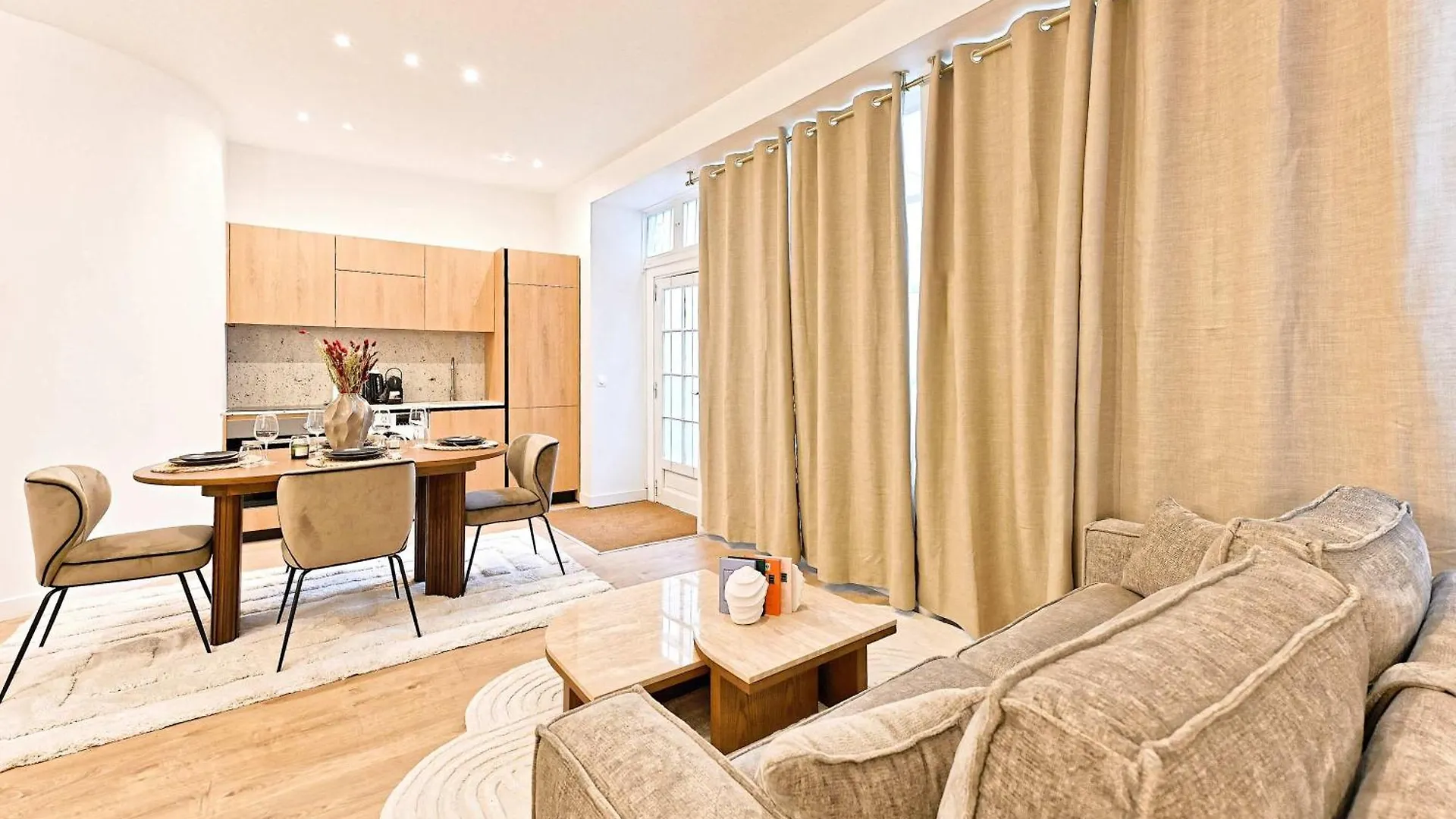 Residence Galeries Lafayette By Studio Prestige Paris France
